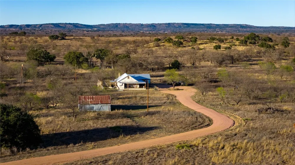 126 Buffalo Road Valley Spring, TX 76885