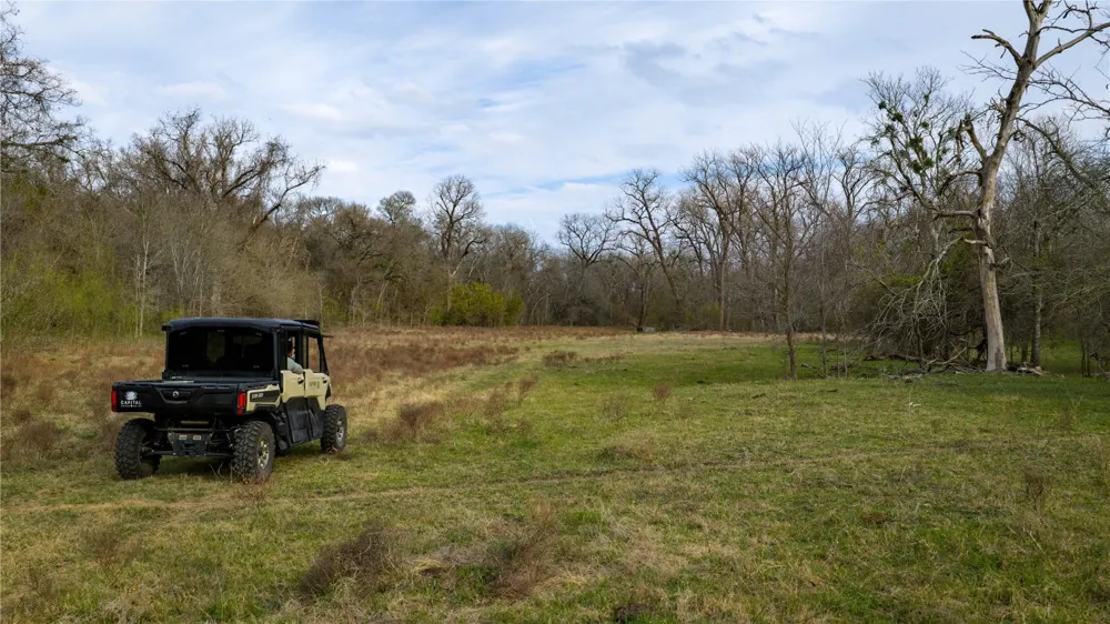 218 Brody Lane Bastrop, TX 78602