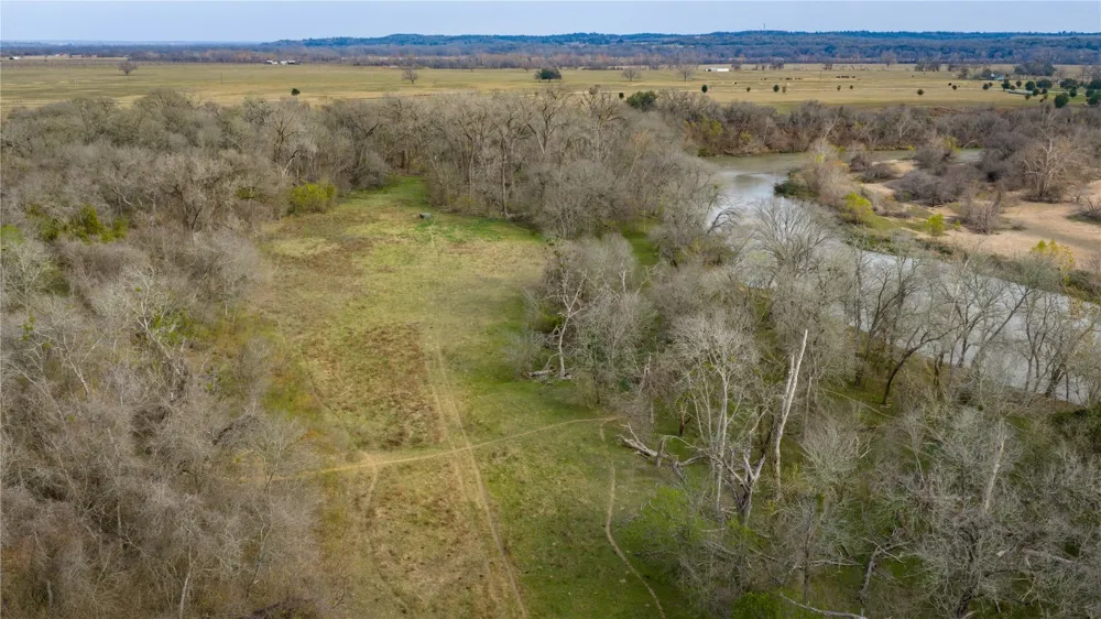 218 Brody Lane Bastrop, TX 78602