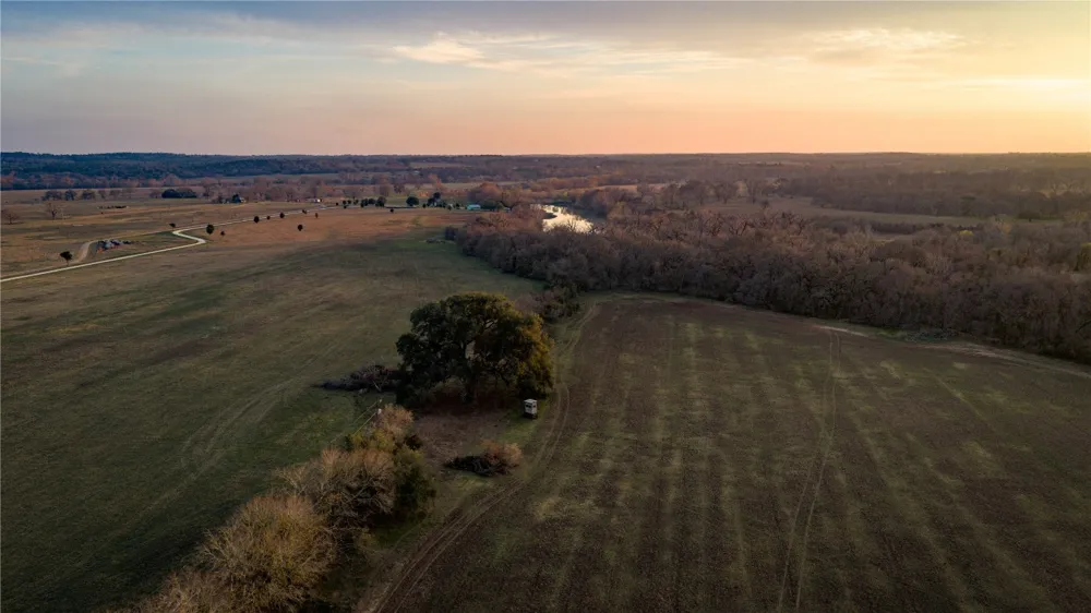 218 Brody Lane Bastrop, TX 78602