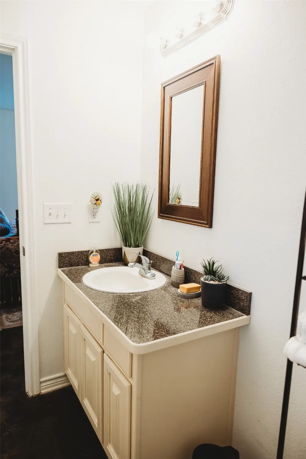6078 E Line Road Whitewright, TX 75491