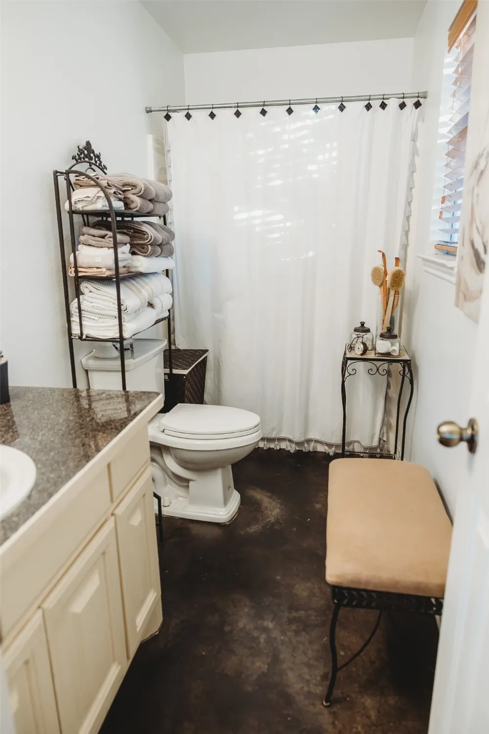 6078 E Line Road Whitewright, TX 75491