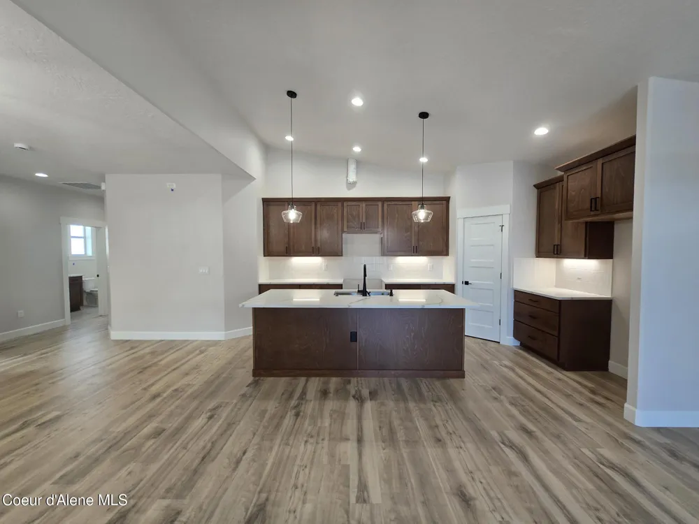 13944 Rainier Loop Rathdrum, ID 83858