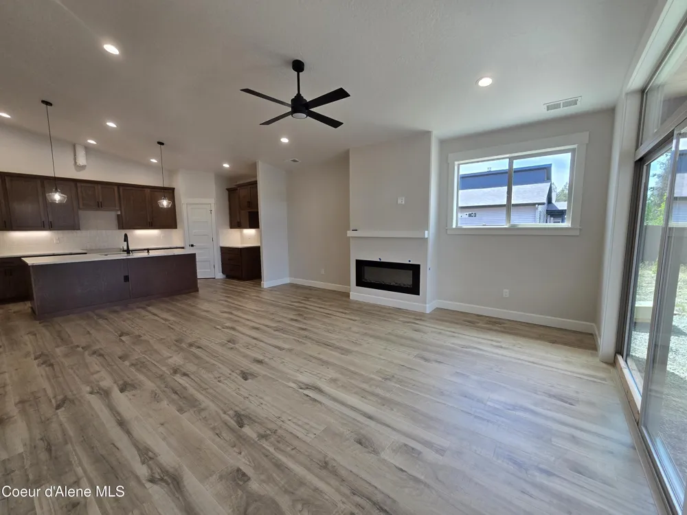 13944 Rainier Loop Rathdrum, ID 83858