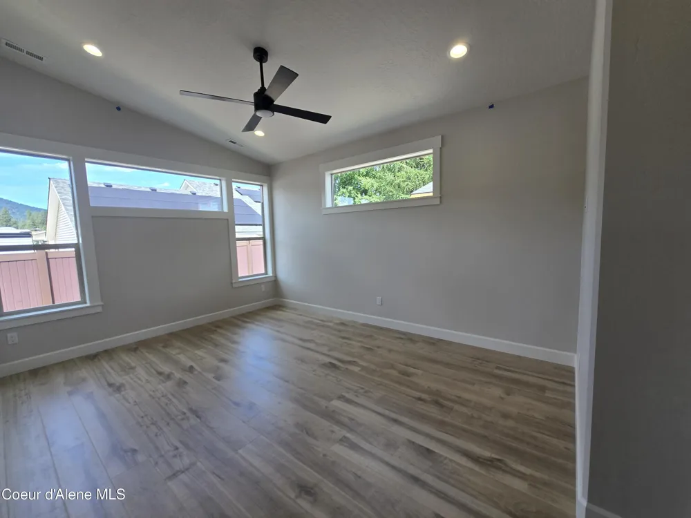 13944 Rainier Loop Rathdrum, ID 83858