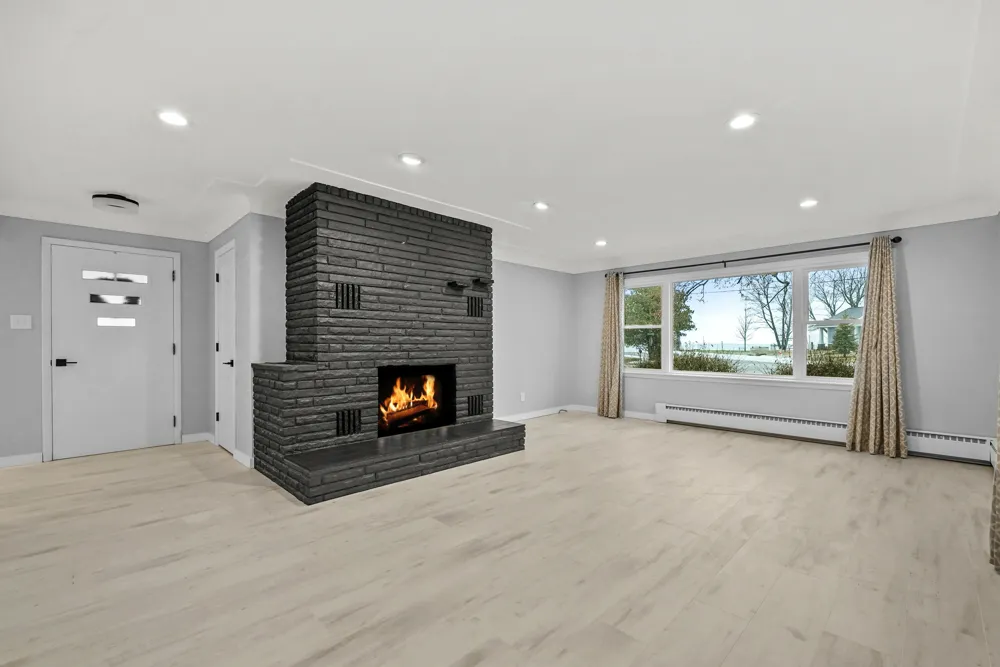 616 LakeShore Drive Cadillac City, MI 49601