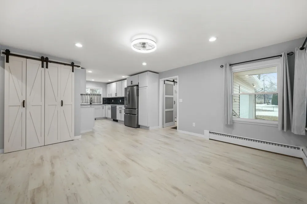 616 LakeShore Drive Cadillac City, MI 49601