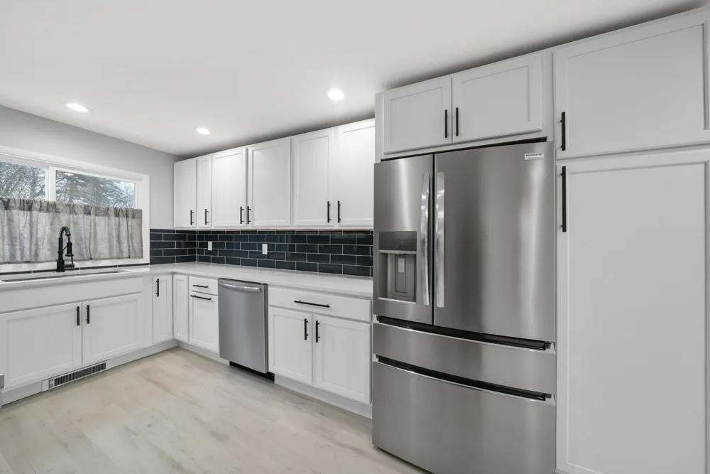 616 LakeShore Drive Cadillac City, MI 49601