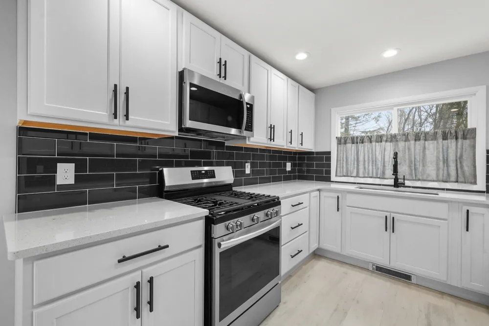 616 LakeShore Drive Cadillac City, MI 49601