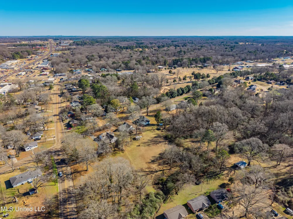 210 Eureka Street Batesville, MS 38606
