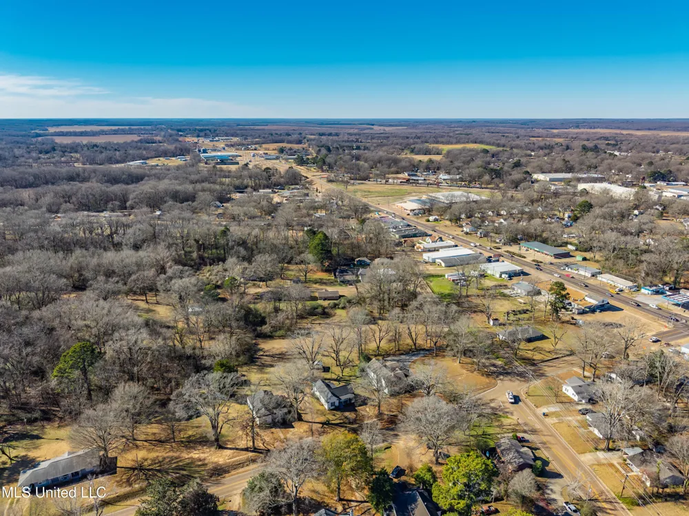 210 Eureka Street Batesville, MS 38606