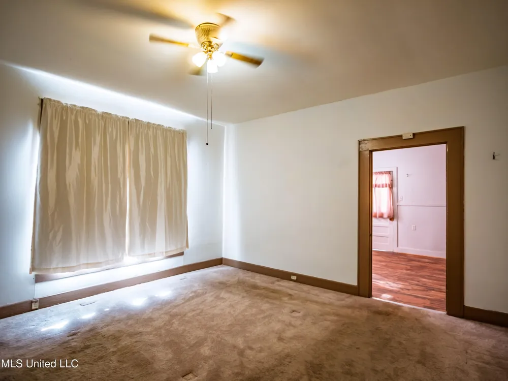 210 Eureka Street Batesville, MS 38606