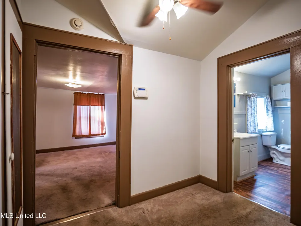 210 Eureka Street Batesville, MS 38606