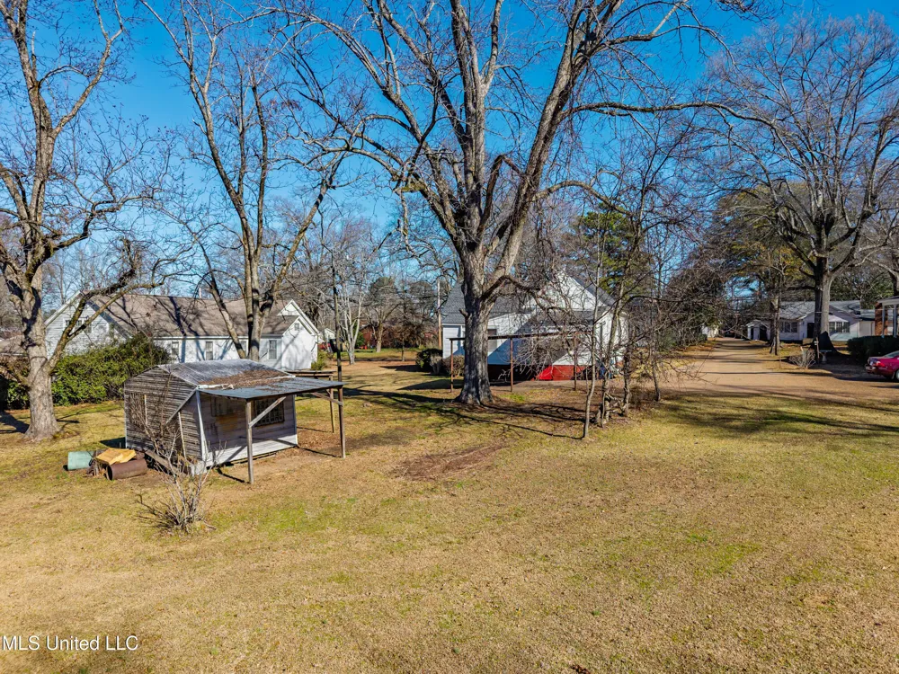 210 Eureka Street Batesville, MS 38606