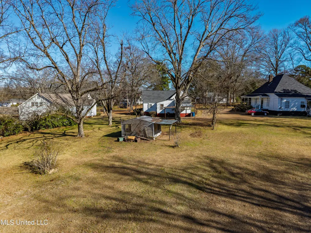 210 Eureka Street Batesville, MS 38606