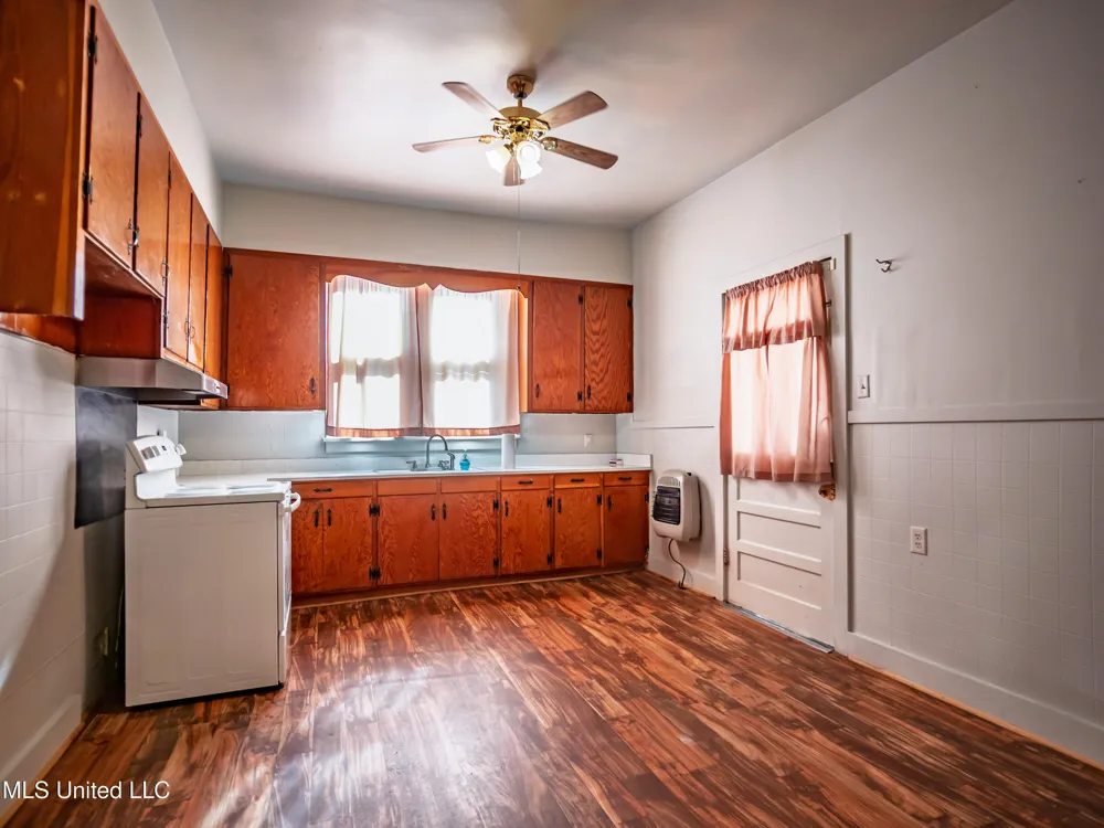 210 Eureka Street Batesville, MS 38606