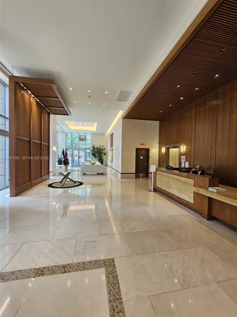 1060 Brickell Ave #1917