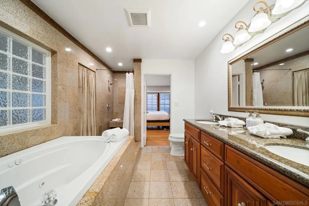 4260 Eastridge Dr La Mesa, CA 91941
