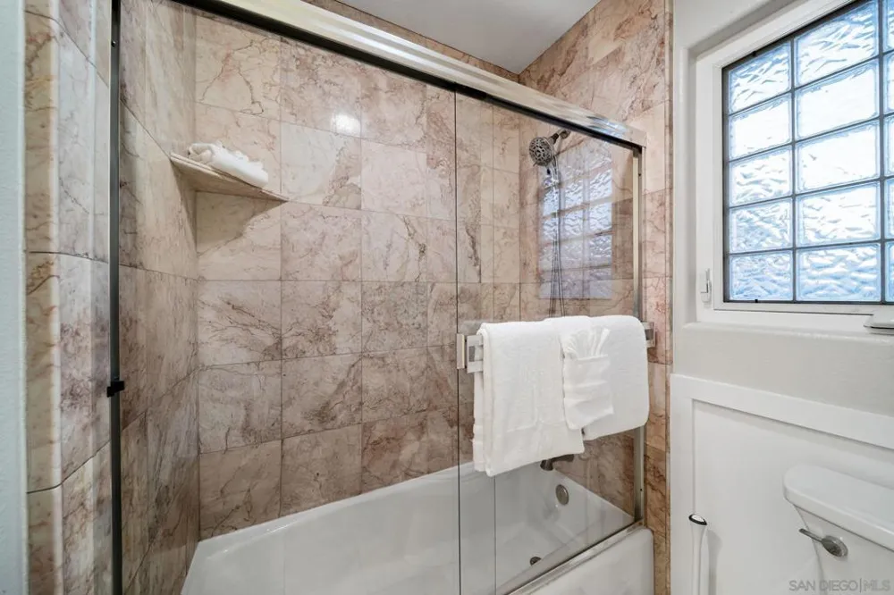 4260 Eastridge Dr La Mesa, CA 91941
