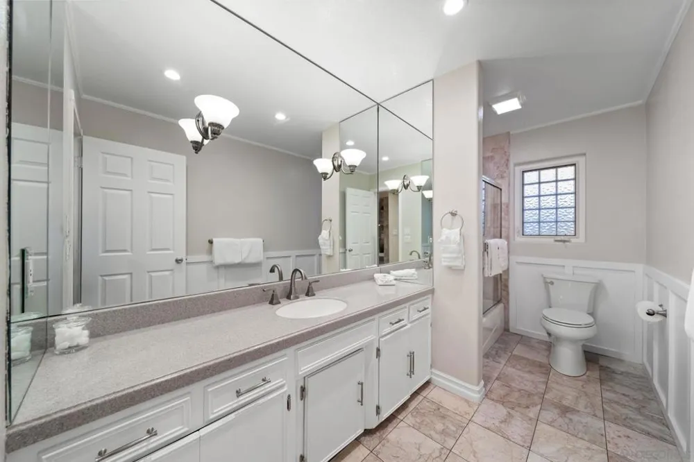 4260 Eastridge Dr La Mesa, CA 91941