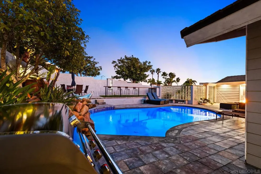 4260 Eastridge Dr La Mesa, CA 91941