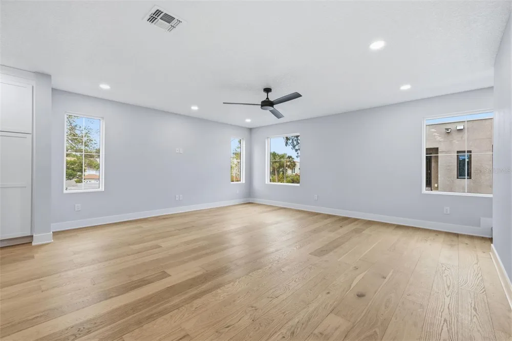 4208 W CARMEN STREET #D Tampa, FL 33609