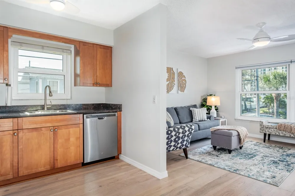 7151 SUNSET WAY #10 St Pete Beach, FL 33706