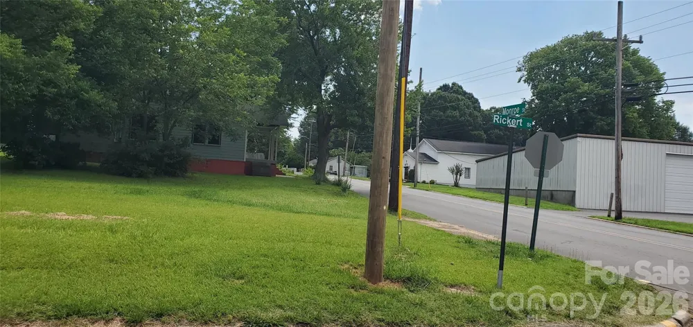 309 Monroe Street Statesville, NC 28677