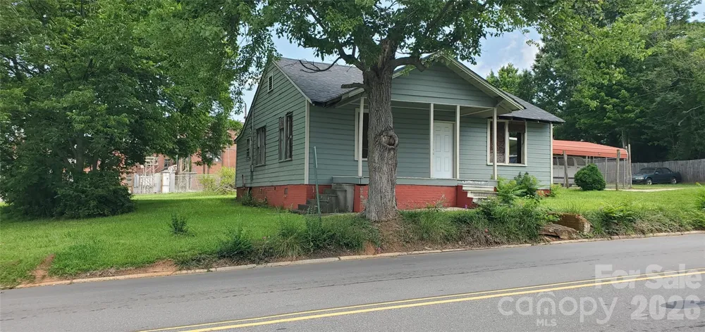 309 Monroe Street Statesville, NC 28677