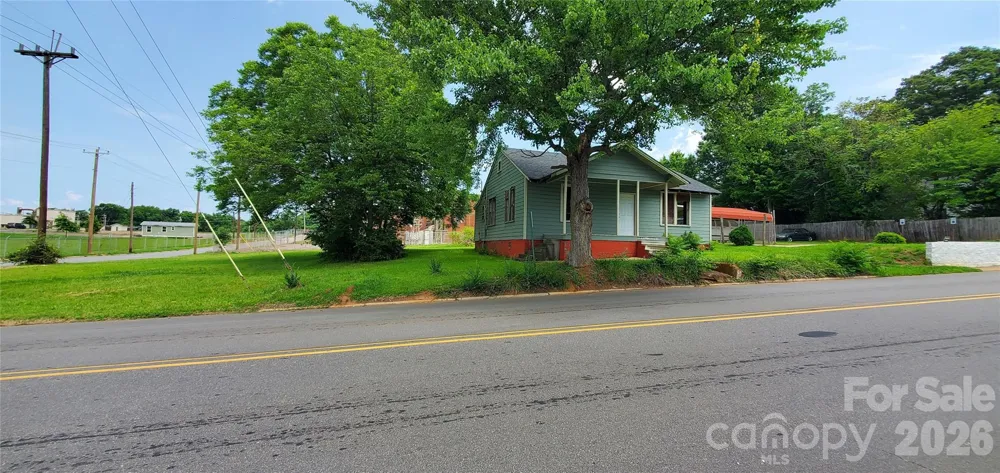 309 Monroe Street Statesville, NC 28677