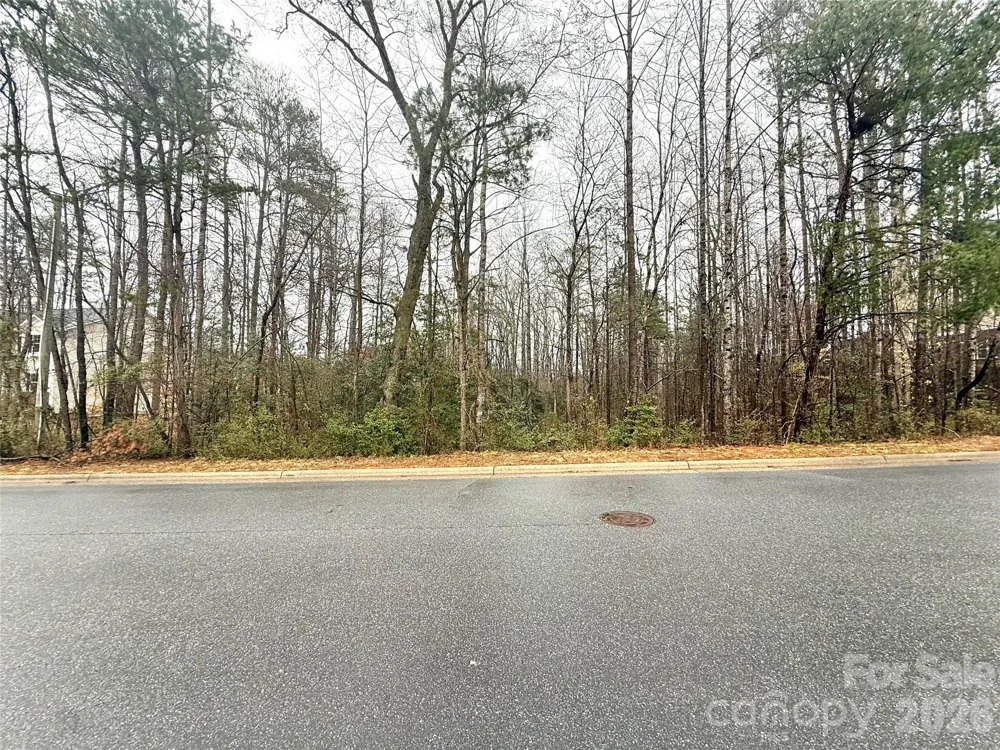 5136 Mark Drive NE Hickory, NC 28601