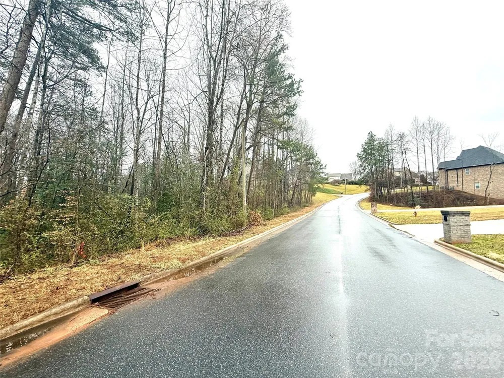 5136 Mark Drive NE Hickory, NC 28601