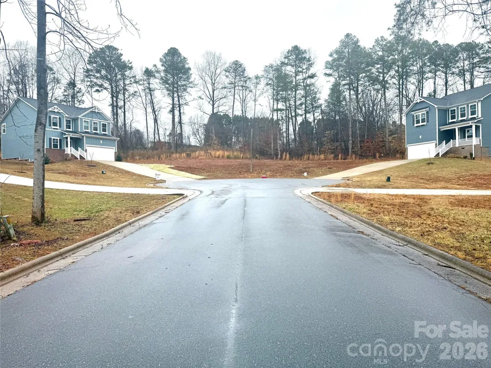 5136 Mark Drive NE Hickory, NC 28601