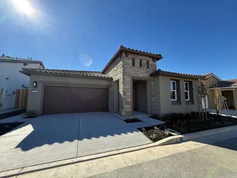 2180 Red Oak Drive
