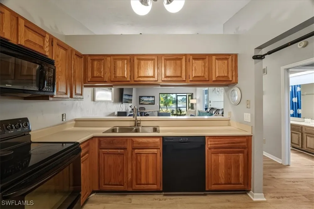 Pine Isle Lane #2031 Naples, FL 34112