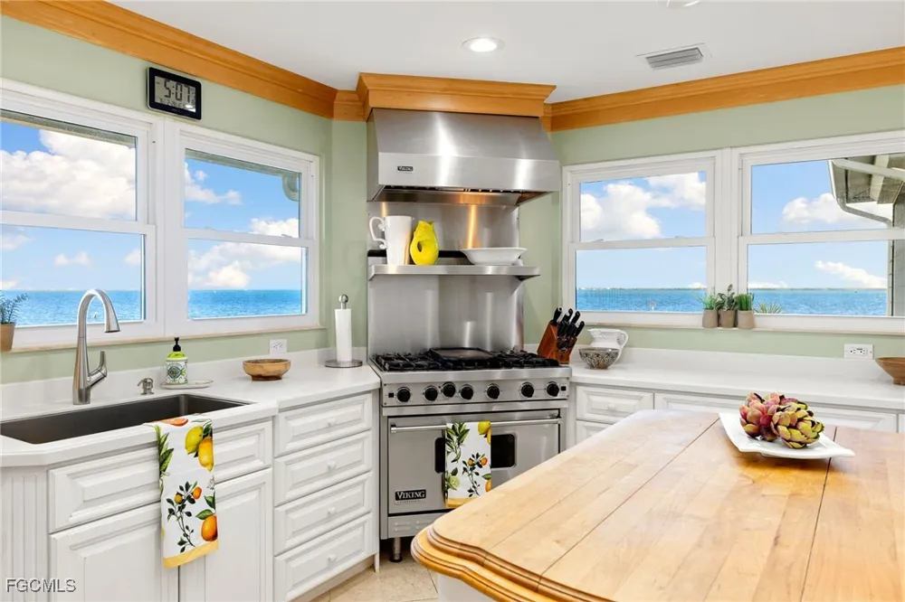 San Carlos Drive St James City, FL 33956