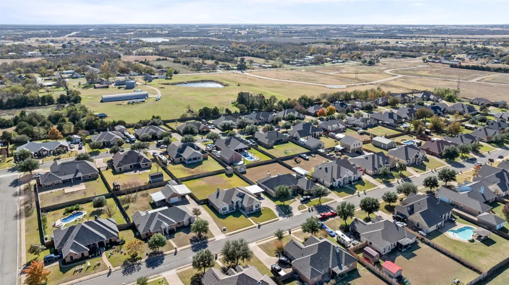 1005 El Camino Drive Robinson, TX 76706