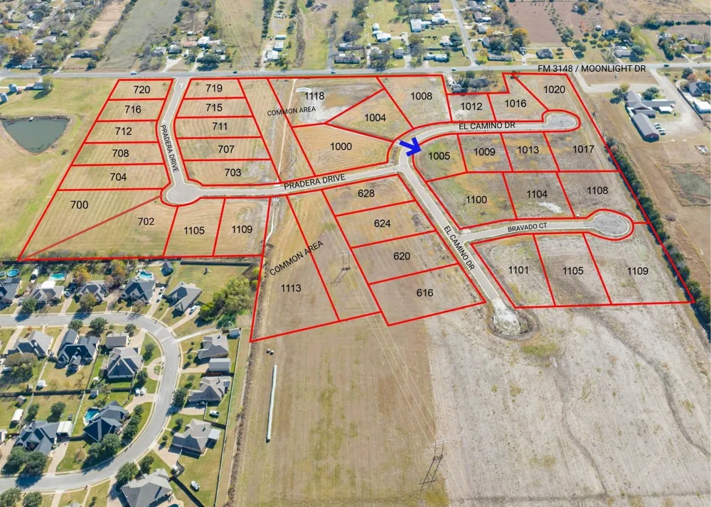 1005 El Camino Drive Robinson, TX 76706