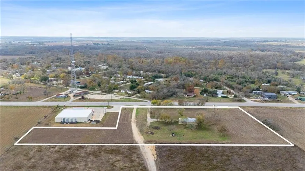 9270 San Marcos Highway Fentress, TX 78622