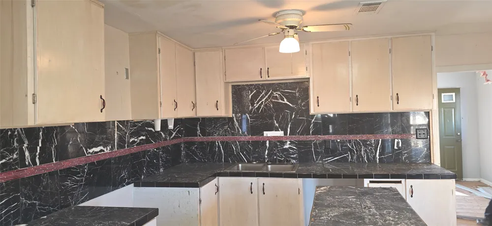 9270 San Marcos Highway Fentress, TX 78622
