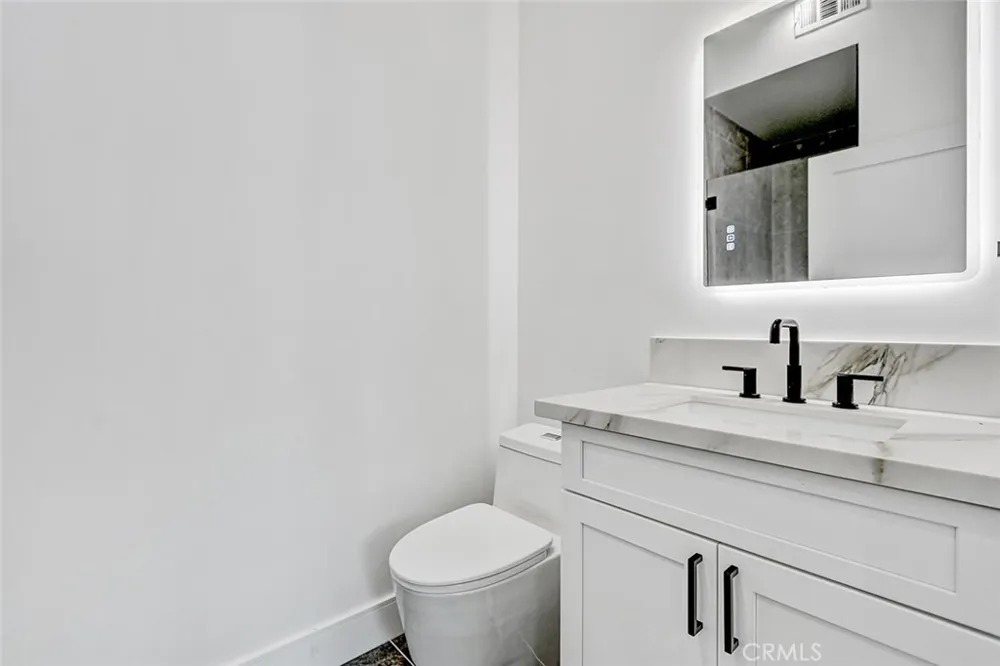 2007 Blossom Lane Redondo Beach, CA 90278