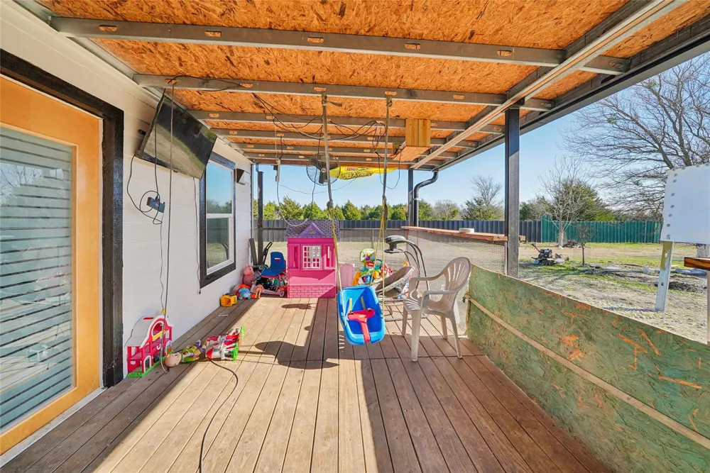 21896 County Road 4072 Kemp, TX 75143