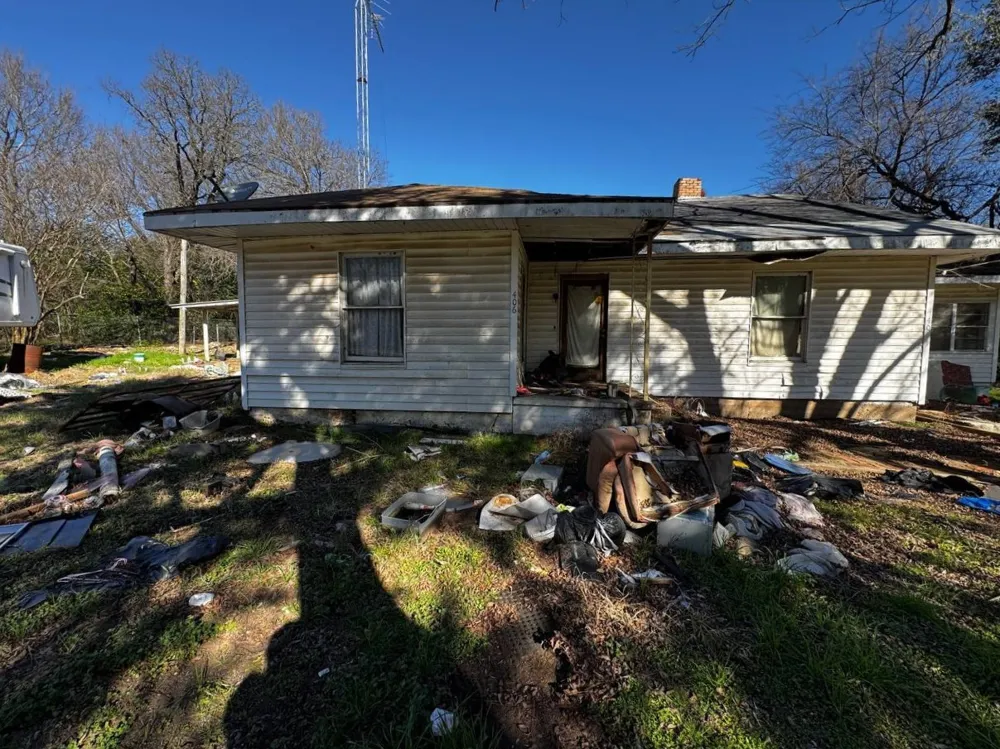 406 S 2nd Street Tehuacana, TX 76635