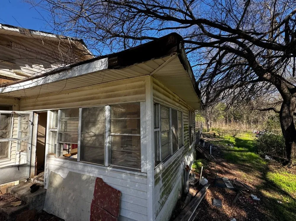 406 S 2nd Street Tehuacana, TX 76635