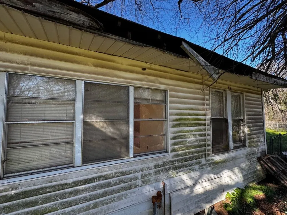 406 S 2nd Street Tehuacana, TX 76635