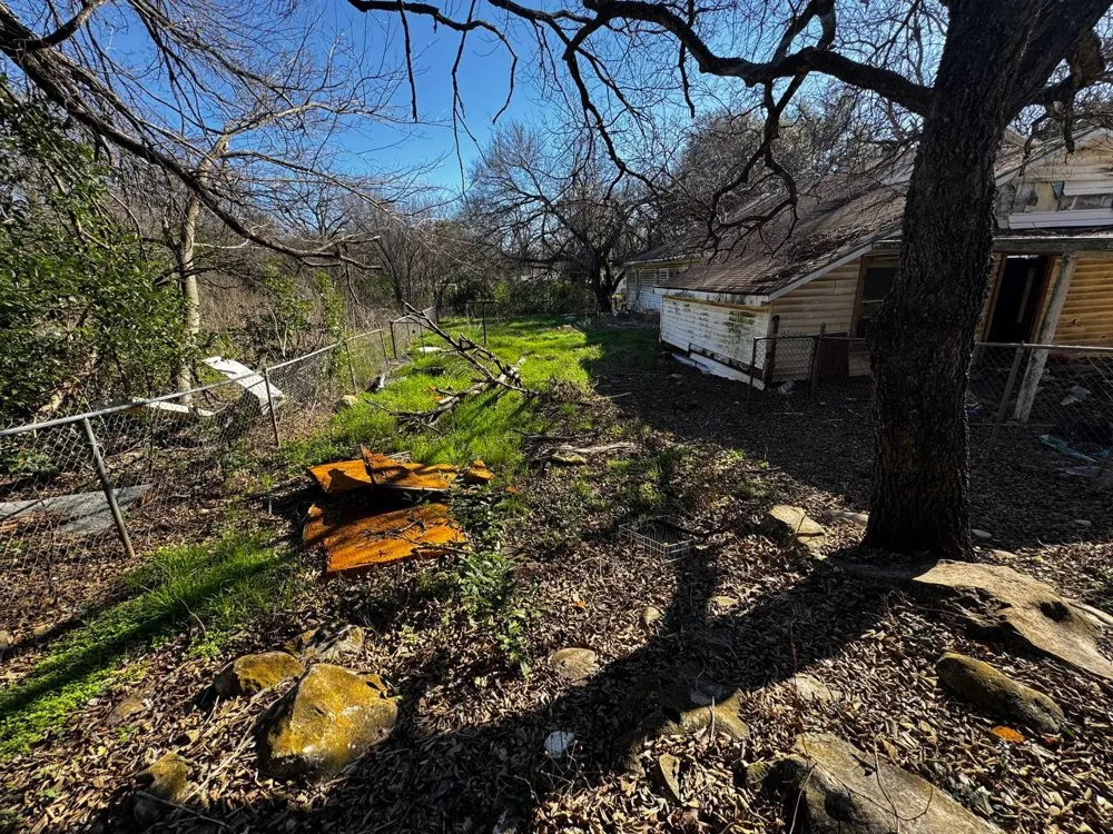 406 S 2nd Street Tehuacana, TX 76635