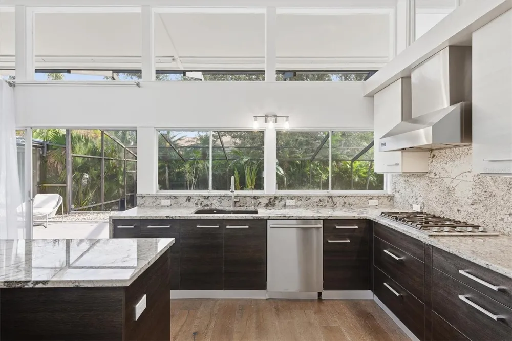 425 PARTRIDGE CIRCLE Sarasota, FL 34236