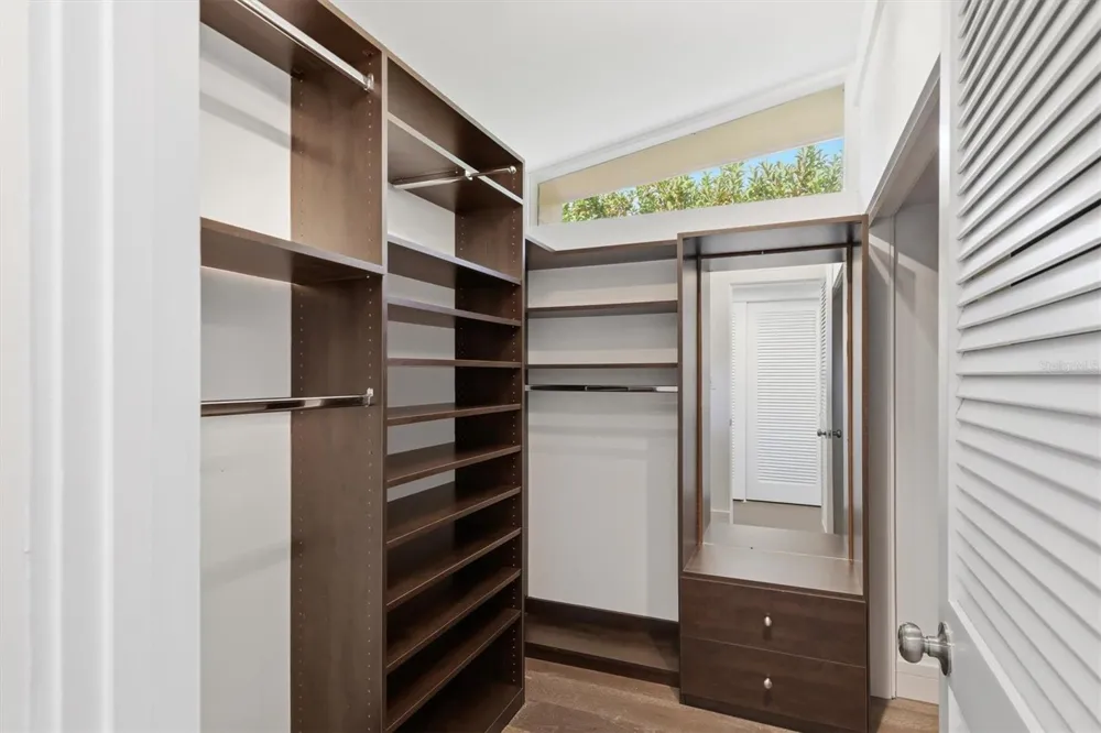 425 PARTRIDGE CIRCLE Sarasota, FL 34236