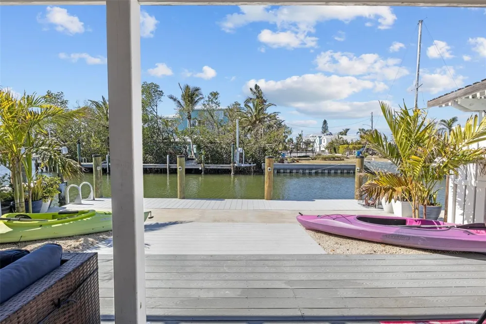 26 SEASIDE COURT Holmes Beach, FL 34217
