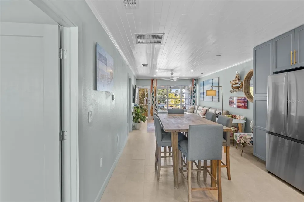 26 SEASIDE COURT Holmes Beach, FL 34217